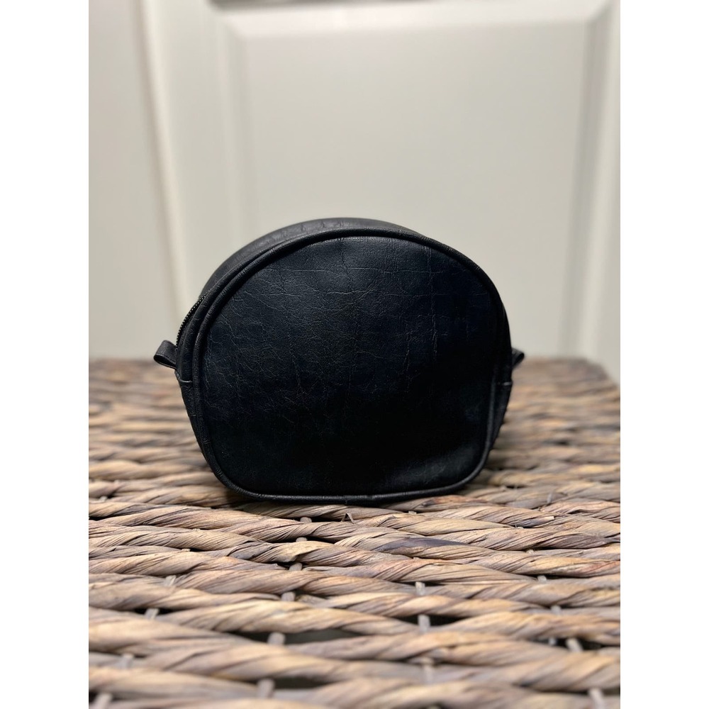 Faux leather small unisex zippered toiletry bag